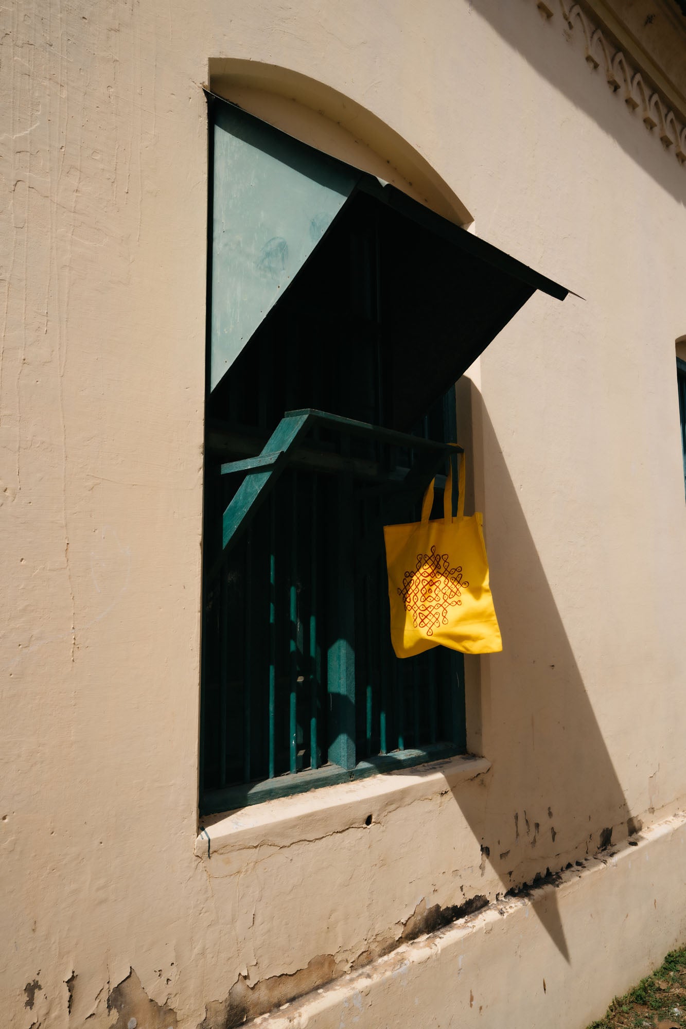 The Manjapai Tote